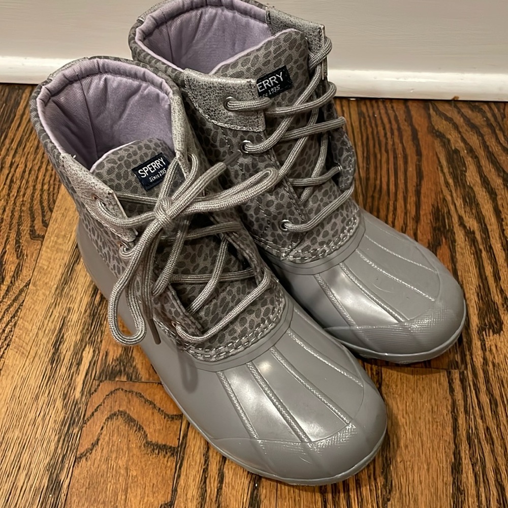 SPERRY NWT boots